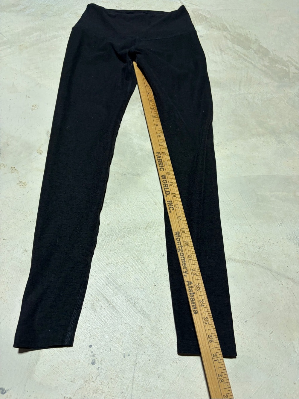 Beyond yoga Black Leggings medium - Picture 2 of 7
